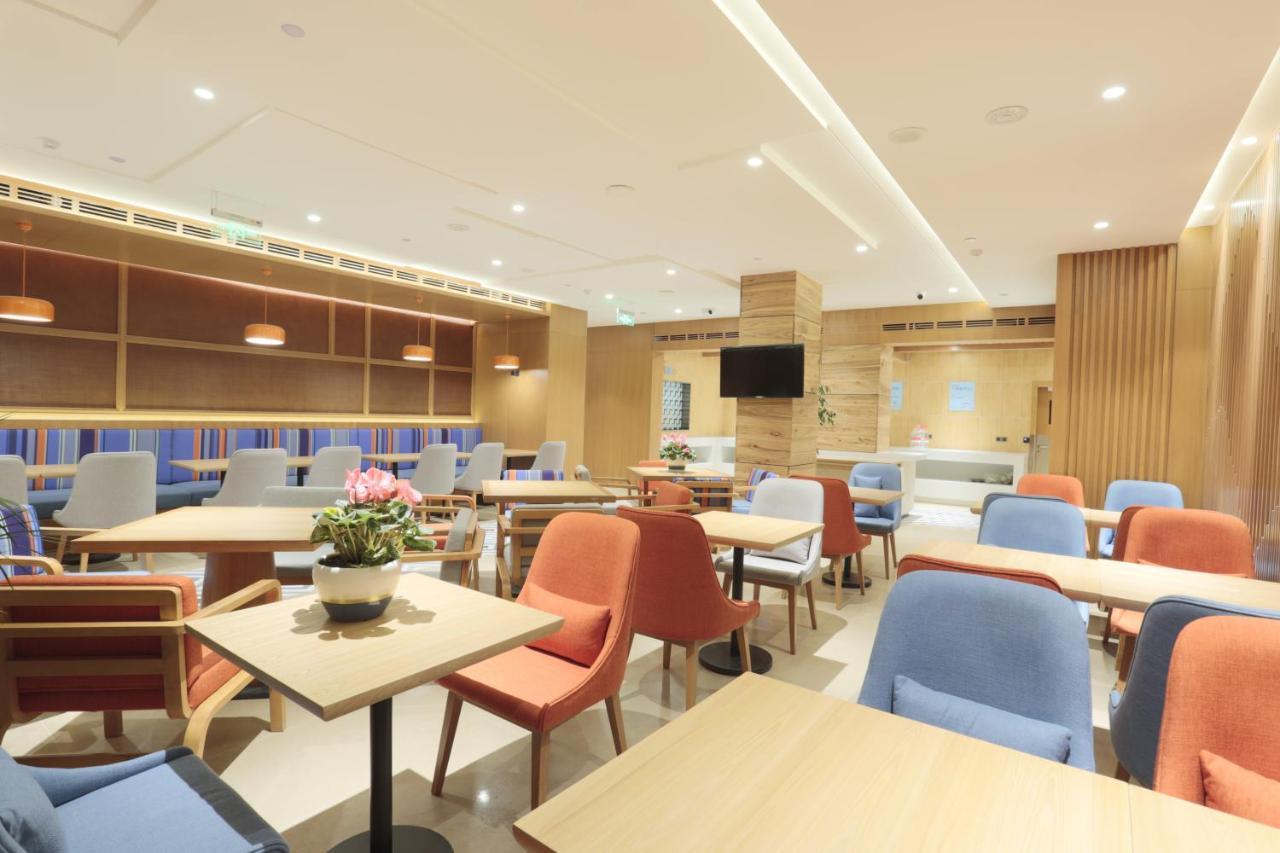 Holiday Inn Express Jiuzhaigou,Only 600 Meters To Jiuzhaigou Park By Ihg Exteriér fotografie